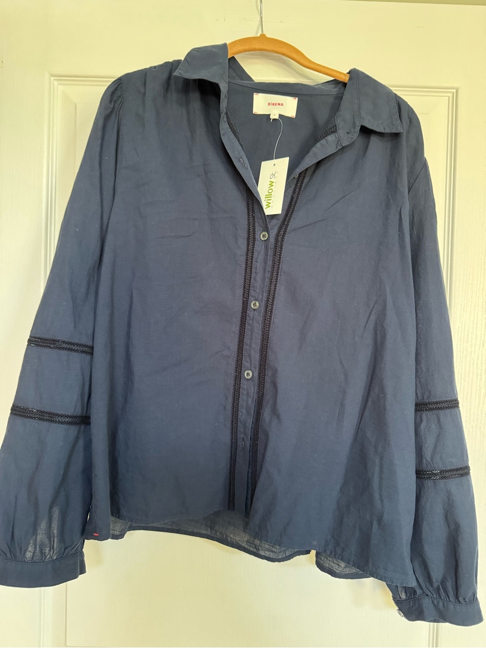 XiRENA Dark Navy Button-Front Blouse